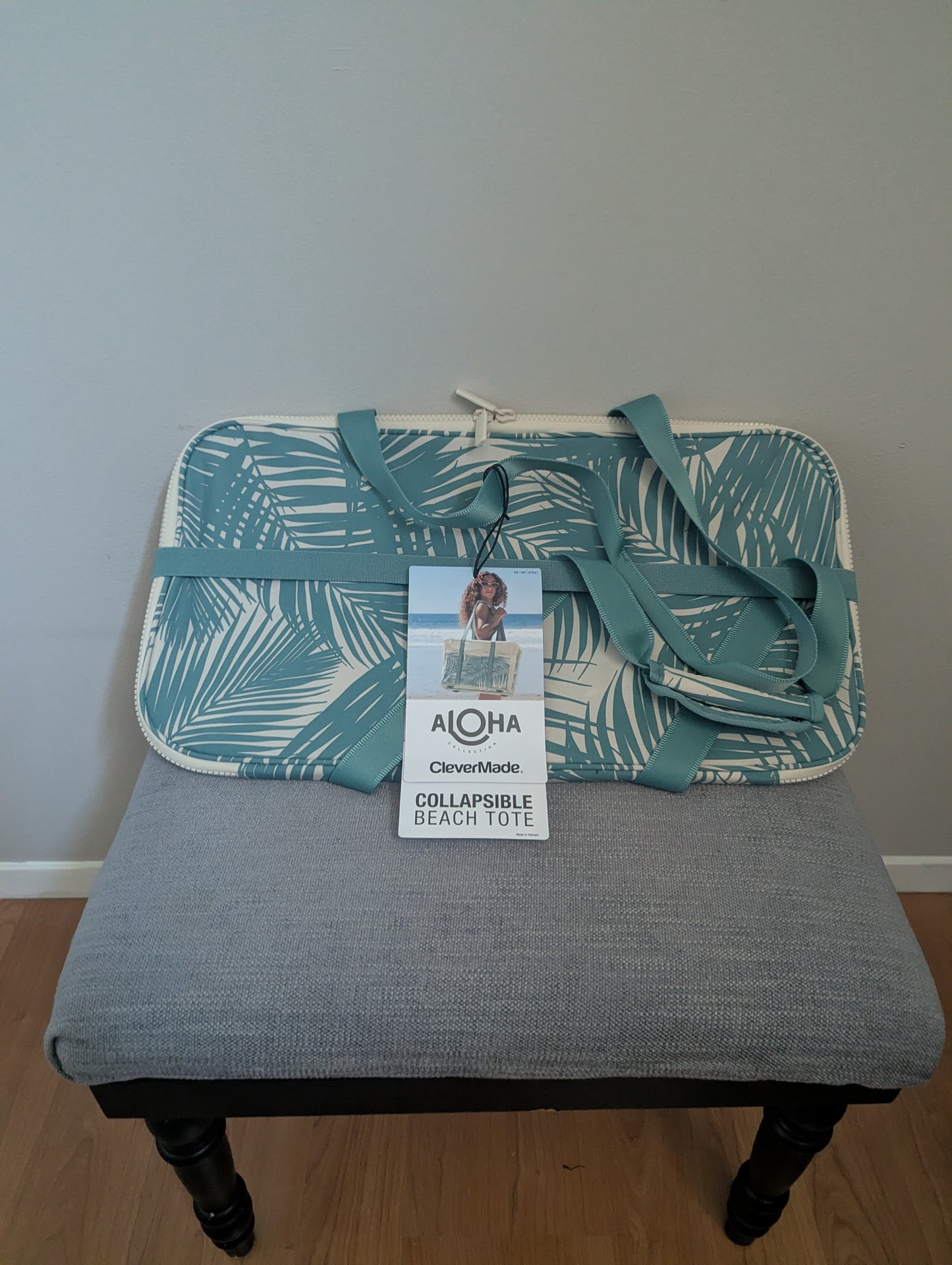 Aloha x CleverMade Collapsible Teal Beach Tote – Oversized Water-Resistant Summer Bag