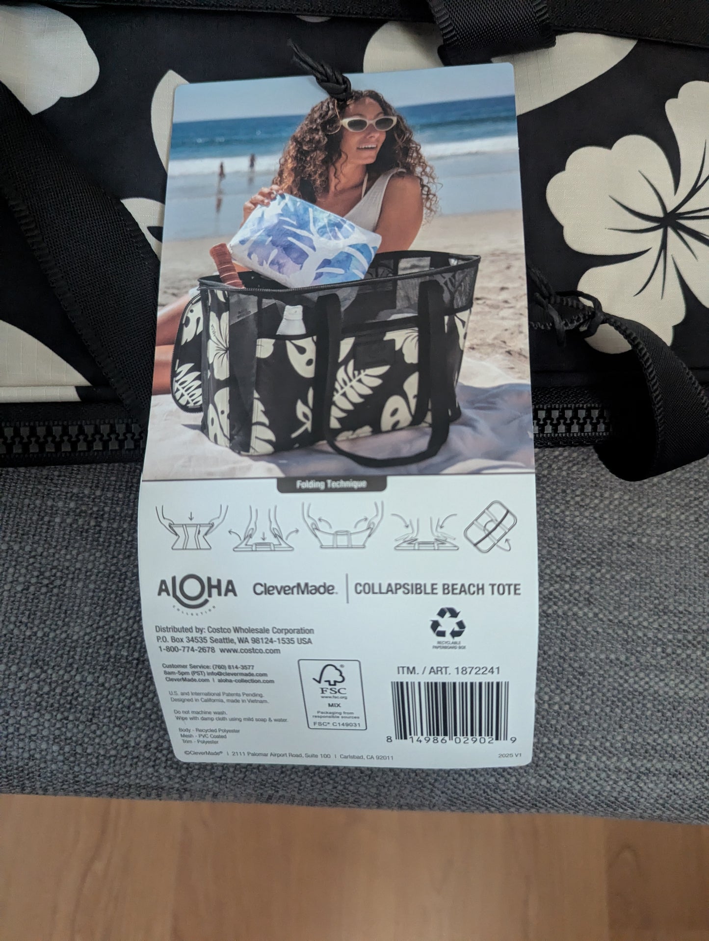 Aloha x CleverMade Collapsible Black Beach Tote – Oversized Water-Resistant Summer Bag