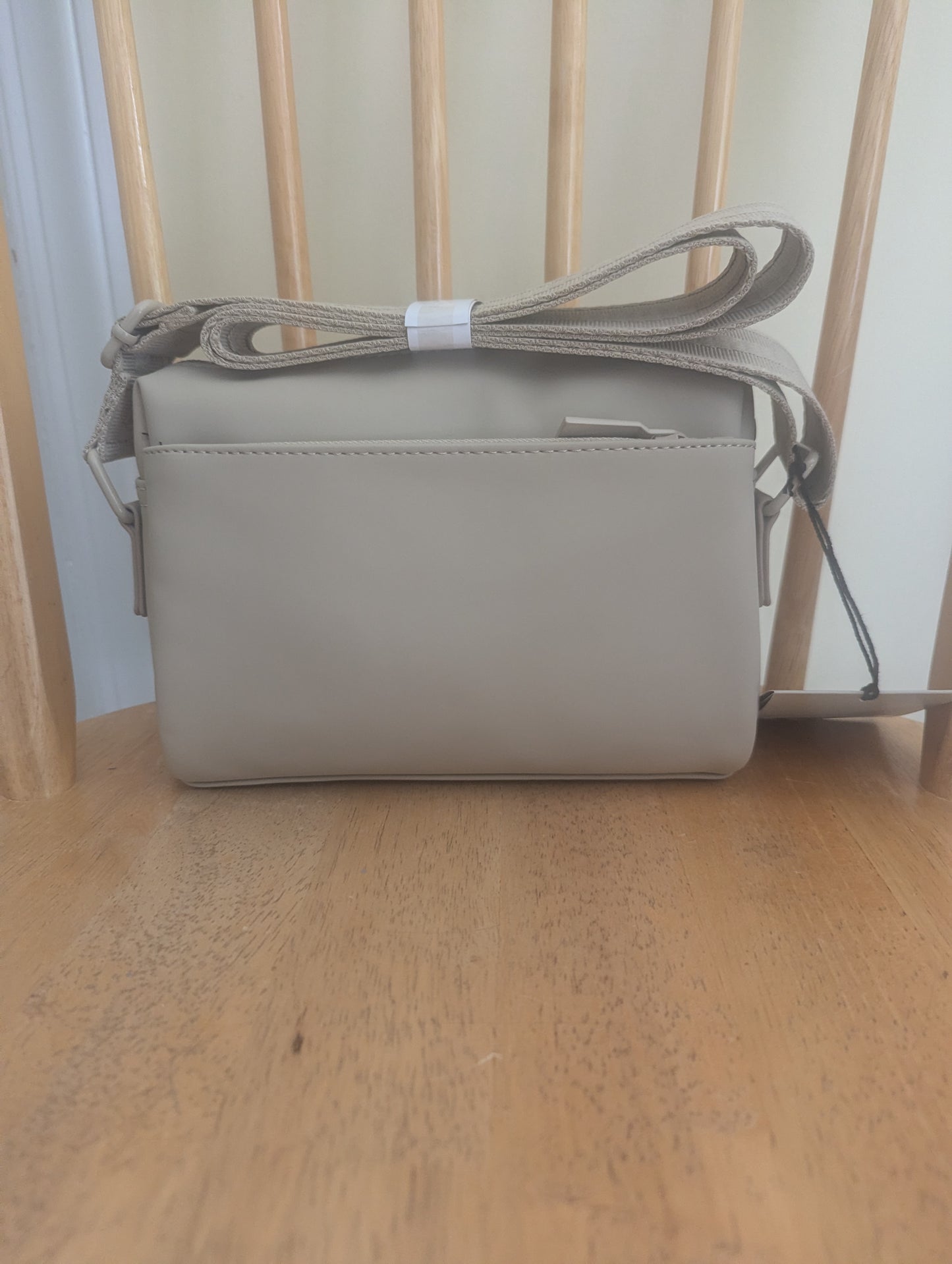 Hunter Everyday Crossbody Bag (Beige)