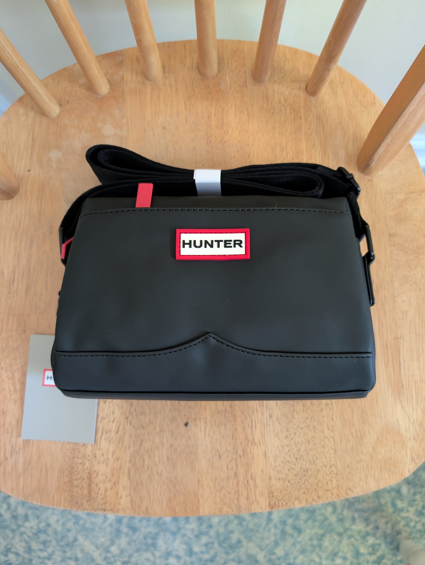 Hunter Everyday Crossbody Bag (Black)