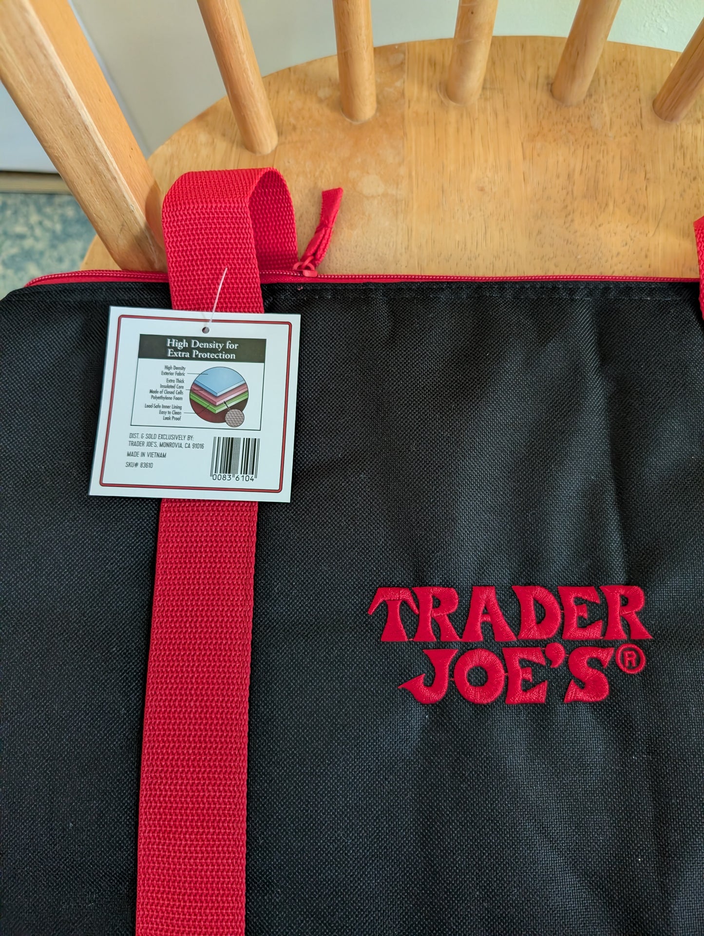 Trader Joe's Resuable Insulated Tote Bag (Red & Black)